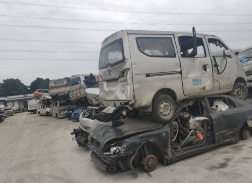 汽车报废规则更新 15年大限未到，为何爱车提前“退休”？代办年审或成新选择